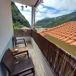 2 Bed , Sea View, 10 Minutes Walk To The Ribeira Brava