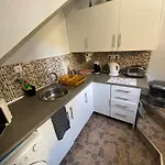2 Bed , Sea View, 10 Minutes Walk To The Διαμέρισμα