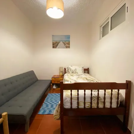 Apartment 2 Bed , Sea View, 10 Minutes Walk To The *