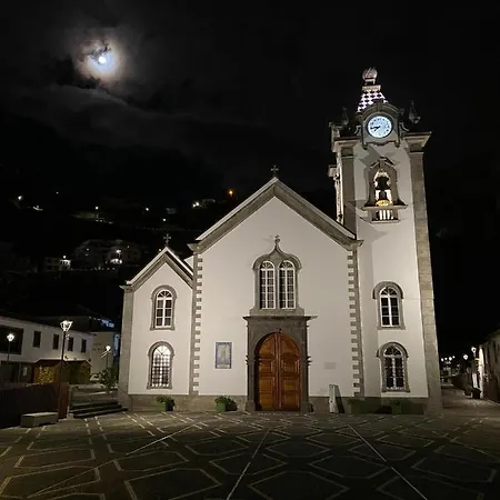 2 Bed , Sea View, 10 Minutes Walk To The