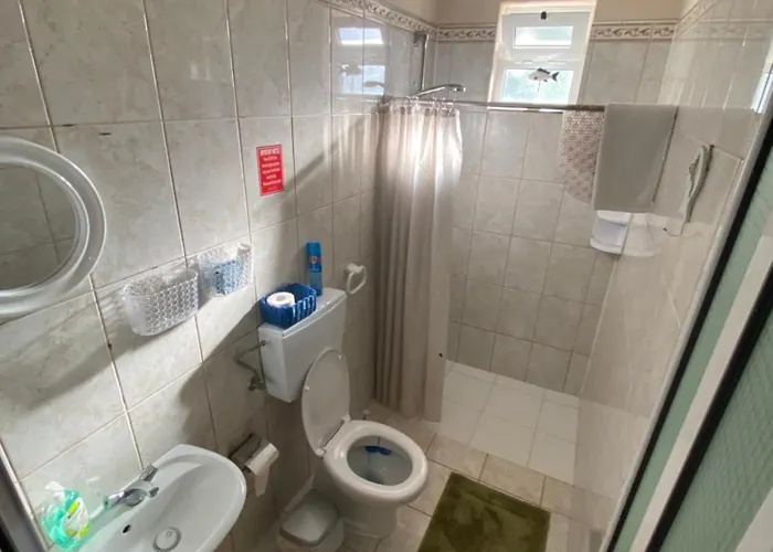 公寓 2 Bed , Sea View, 10 Minutes Walk To The *