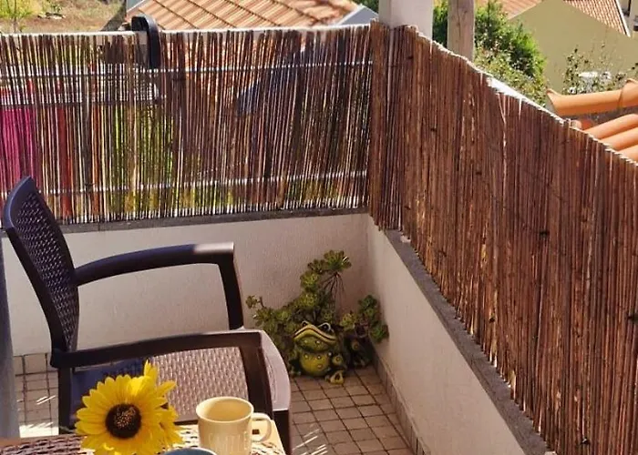 公寓 2 Bed , Sea View, 10 Minutes Walk To The *